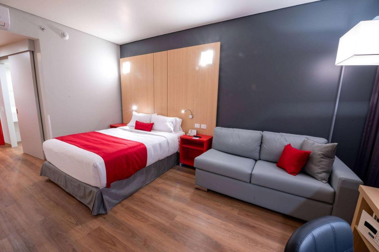 Ramada Encore By Wyndham Guadalajara Aeropuerto Las Pintas Dış mekan fotoğraf